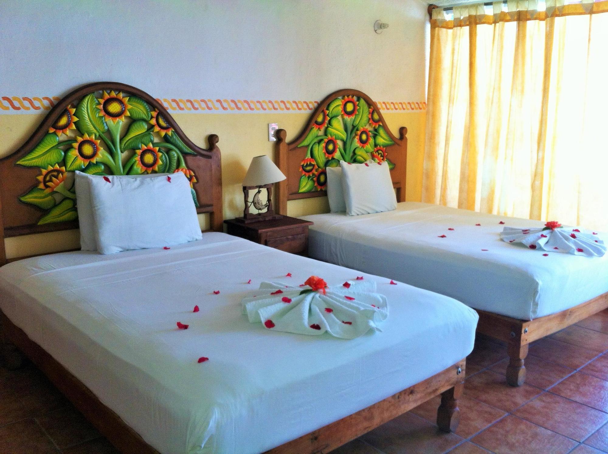 Hotel Casa De La Palma Bed & Breakfast Zihuatanejo Eksteriør bilde
